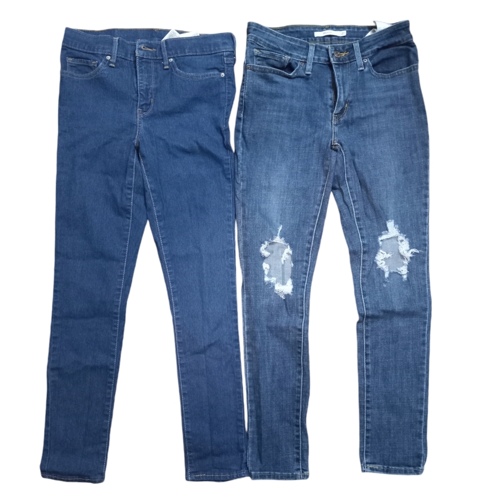 Pair of Levi's Women's Skinny Jeans Size 27W X 28L Price for both.